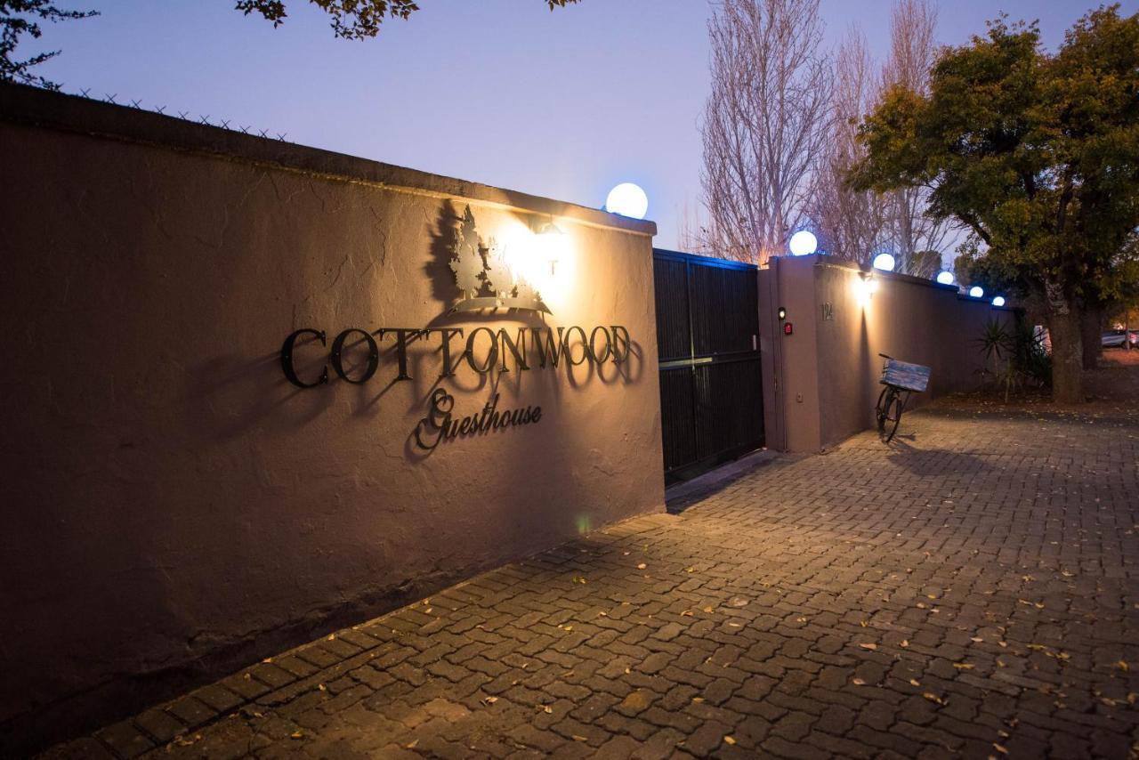 Cottonwood Guesthouse Oasis 布隆方丹 外观 照片
