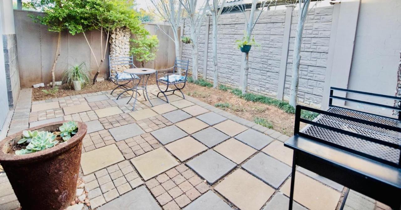 Cottonwood Guesthouse Oasis 布隆方丹 外观 照片