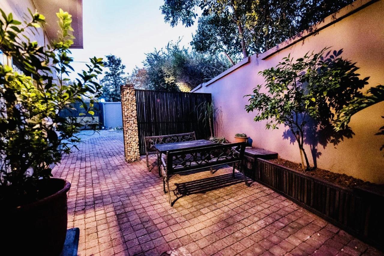 Cottonwood Guesthouse Oasis 布隆方丹 外观 照片